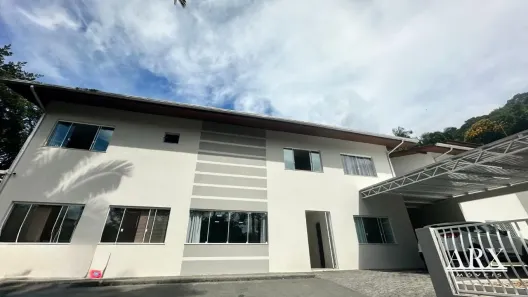 Casa com 3 Quartos à venda, 404m² no Ponta Aguda, Blumenau