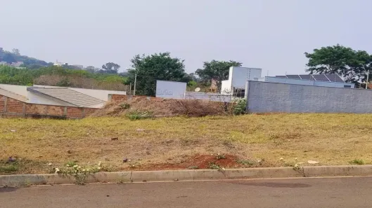 Lote/Terreno à venda, 255m² no Residencial Ravena, Araraquara