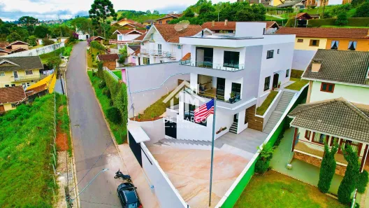 Casa com 5 Quartos à venda, 308m² no V Matilde, Campos do Jordão