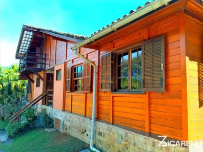 Casa com 6 Quartos à venda, 5000m² no Penedo, Itatiaia