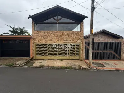 Casa com 3 Quartos à venda, 237m² no Jardim Caxambu, Piracicaba