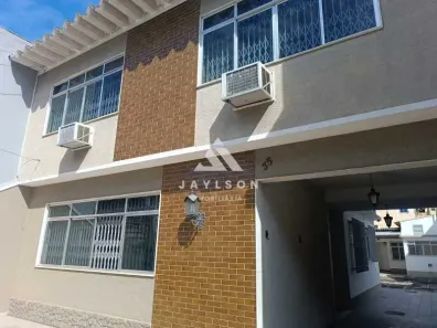 Casa com 3 Quartos à venda, 233m² no Ramos, Rio de Janeiro