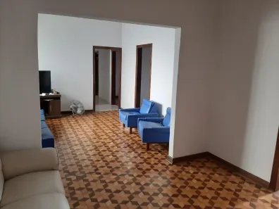 Casa com 5 Quartos à venda, 300m² no Vila Santa Helena, Presidente Prudente