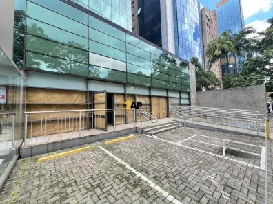 Ponto Comercial para alugar, 425m² no Vila Olímpia, São Paulo