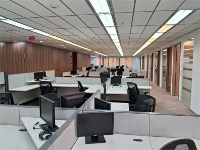 Sala Comercial para venda ou aluguel, 935m² no Chácara Santo Antônio (Zona Sul), São Paulo