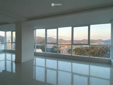 Apartamento com 3 Quartos à venda, 190m² no Centro, Balneário Camboriú
