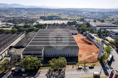 Galpão/Depósito/Armazém para venda ou aluguel, 6000m² no Cidade Aracilia, Guarulhos
