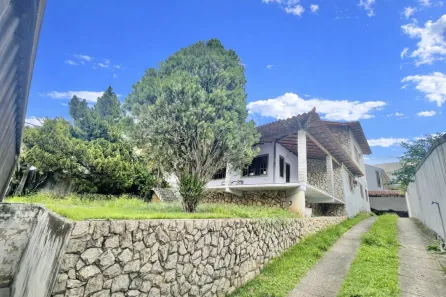 Casa com 3 Quartos à venda, 180m² no Centro, Araruama