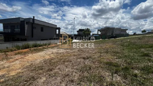 Lote/Terreno à venda, 600m² no Condomínio Residencial Colinas do Paratehy, São José dos Campos