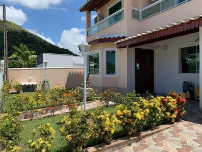 Casa de Condomínio com 4 Quartos à venda, 200m² no Cajueiros (Itaipuaçu), Maricá