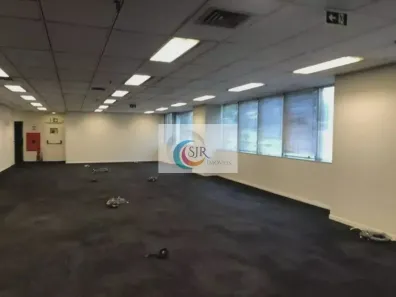 Sala Comercial para alugar, 598m² no Vila Cordeiro, São Paulo