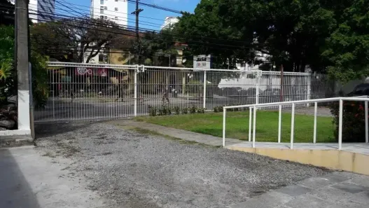 Imóvel Comercial com 20 Quartos para alugar, 650m² no Boa Vista, Recife