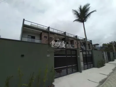 Sobrado com 2 Quartos à venda, 128m² no Jardim Mariella, Caraguatatuba