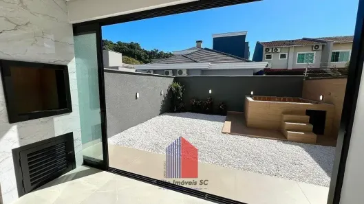 Sobrado com 3 Quartos à venda, 171m² no Jardim Sofia, Joinville