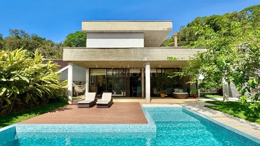 Casa com 4 Quartos à venda, 500m² no América, Joinville