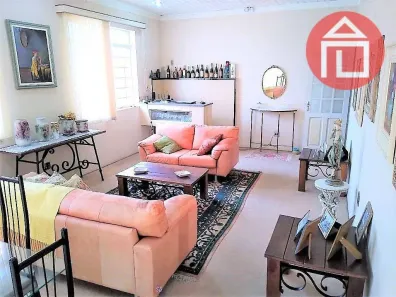 Casa com 3 Quartos à venda, 250m² no Centro, Bragança Paulista