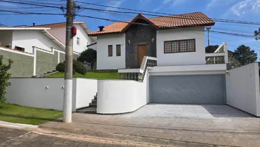 Sobrado com 5 Quartos à venda, 260m² no Gramado, Cotia