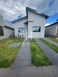 Casa de Condomínio com 3 Quartos à venda, 200m² no Jardim Decolores, Trindade
