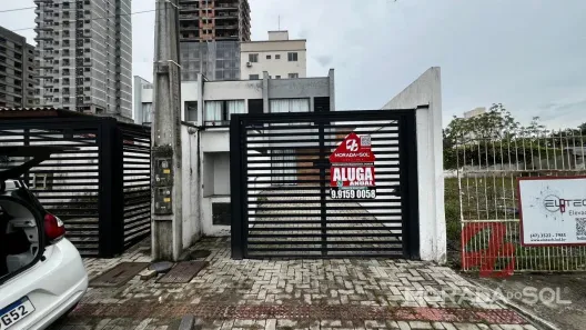 Casa com 2 Quartos para alugar, 76m² no Pereque, Porto Belo