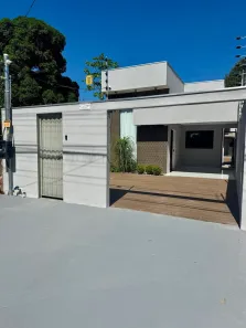 Casa com 3 Quartos para venda ou aluguel, 130m² no Cristo Rei, Várzea Grande