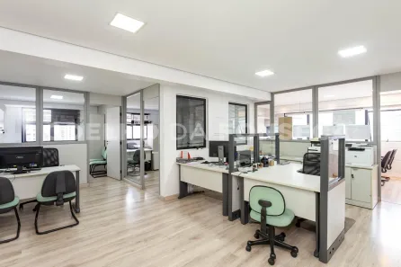 Sala Comercial à venda, 166m² no Vila Nova Conceição, São Paulo