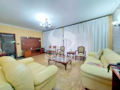 Casa com 3 Quartos à venda, 174m² no Jardim Itacolomi, São Paulo