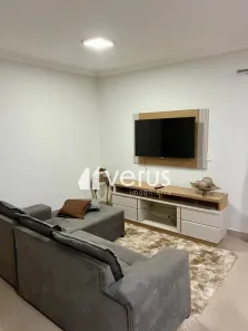 Apartamento com 3 Quartos para alugar, 96m² no Santa Mônica, Uberlândia