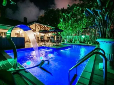Casa com 5 Quartos para alugar, 250m² no Centro, Balneário Camboriú