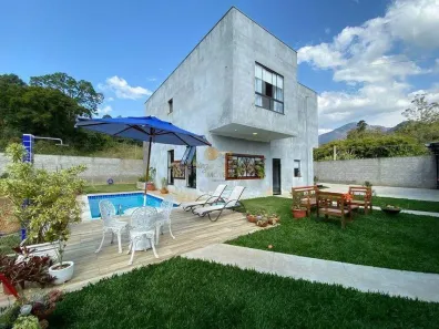 Casa com 3 Quartos à venda, 300m² no Vieira, Teresópolis