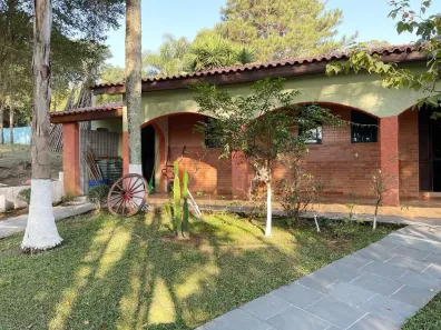 Fazenda/Sítio com 3 Quartos à venda, 302m² no Chácaras Ceres, Suzano