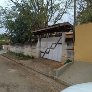 Fazenda/Sítio com 3 Quartos para alugar, 180m² no Loteamento Chácaras Ingrid, Taubaté