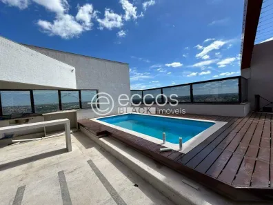 Cobertura com 4 Quartos para alugar, 700m² no Fundinho, Uberlândia