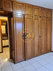 Apartamento com 3 Quartos para alugar, 160m² no Centro, São José dos Campos
