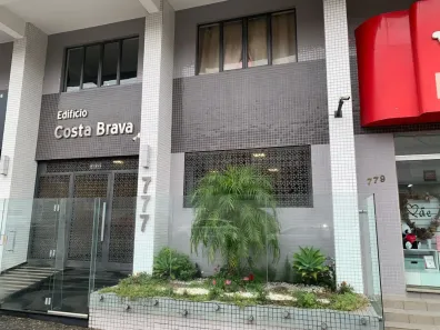 Apartamento com 3 Quartos para alugar, 90m² no Centro, Ponta Grossa