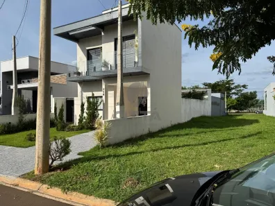 Sobrado com 3 Quartos à venda, 200m² no São Bento, Paulínia