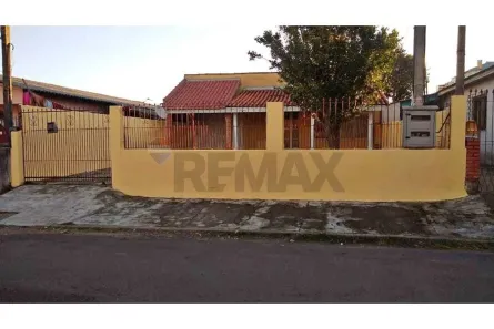 Casa com 4 Quartos para alugar, 242m² no Vila Imbui, Cachoeirinha