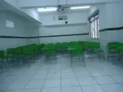Prédio Comercial com 15 Quartos para alugar, 2600m² no Praça da Bandeira, Rio de Janeiro