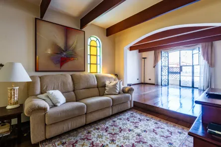 Casa com 3 Quartos à venda, 180m² no Jardim Aeroporto, São Paulo