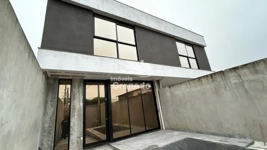 Sobrado com 3 Quartos à venda, 131m² no Barra, Balneário Camboriú