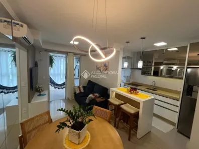 Apartamento com 2 Quartos à venda, 66m² no Roçado, São José