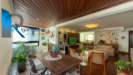 Apartamento com 4 Quartos à venda, 196m² no Barbalho, Salvador