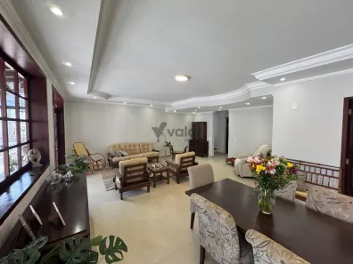 Casa de Condomínio com 4 Quartos à venda, 390m² no Jardim Madalena, Campinas
