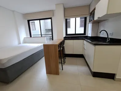 Apartamento com 1 Quarto para alugar, 21m² no Prado Velho, Curitiba