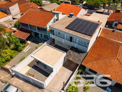Sobrado com 8 Quartos à venda, 270m² no Boa Vista, Joinville