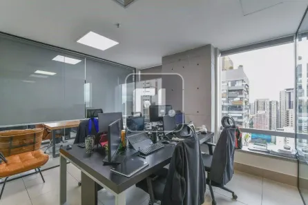 Sala Comercial para alugar, 195m² no Vila São Francisco (Zona Sul), São Paulo