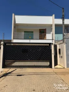 Sobrado com 4 Quartos à venda, 222m² no Jardim Everest, Maringá