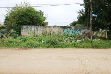 à venda, 456m² no Uberaba, Curitiba