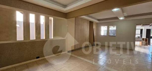 Casa com 4 Quartos à venda, 200m² no Granada, Uberlândia