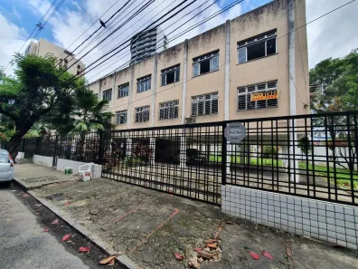 Apartamento com 3 Quartos para alugar, 90m² no Parnamirim, Recife