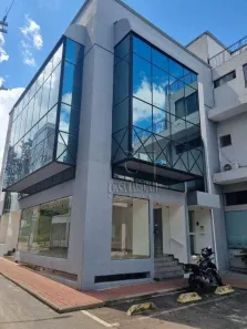 Prédio Comercial à venda, 465m² no Alphaville, Santana de Parnaíba